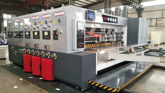 Flexo imprimant rainant la machine ondulée de boîte de carton