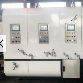 Boîte Flexo de carton imprimant l'empilement rotatoire de vibration de coupeur de matrice de machine à sous